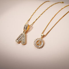 Collares con Inicial – Pack de 2 unidades